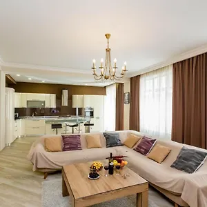 Rustaveli Iii Апартаменты Тбилиси